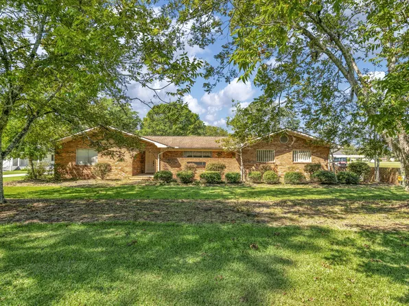 1157 Gorman Rd, Waycross, GA 31503