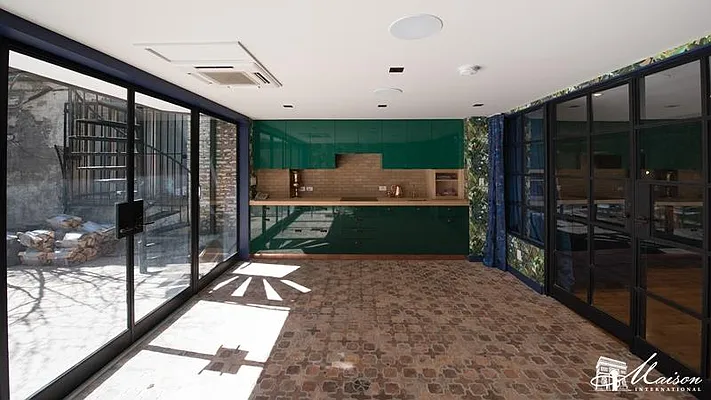 Rented by Maison International | media 8