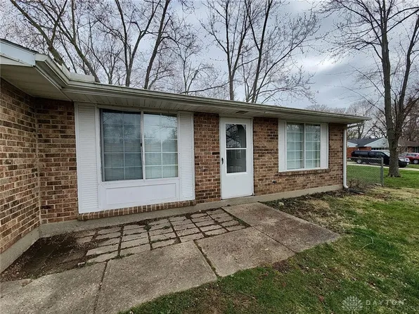 7830 Fernbank Ct, Dayton, OH 45424