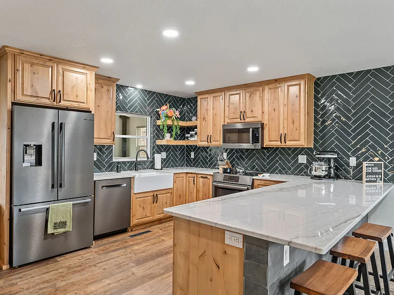 3625 Montebello Dr — Photo 6