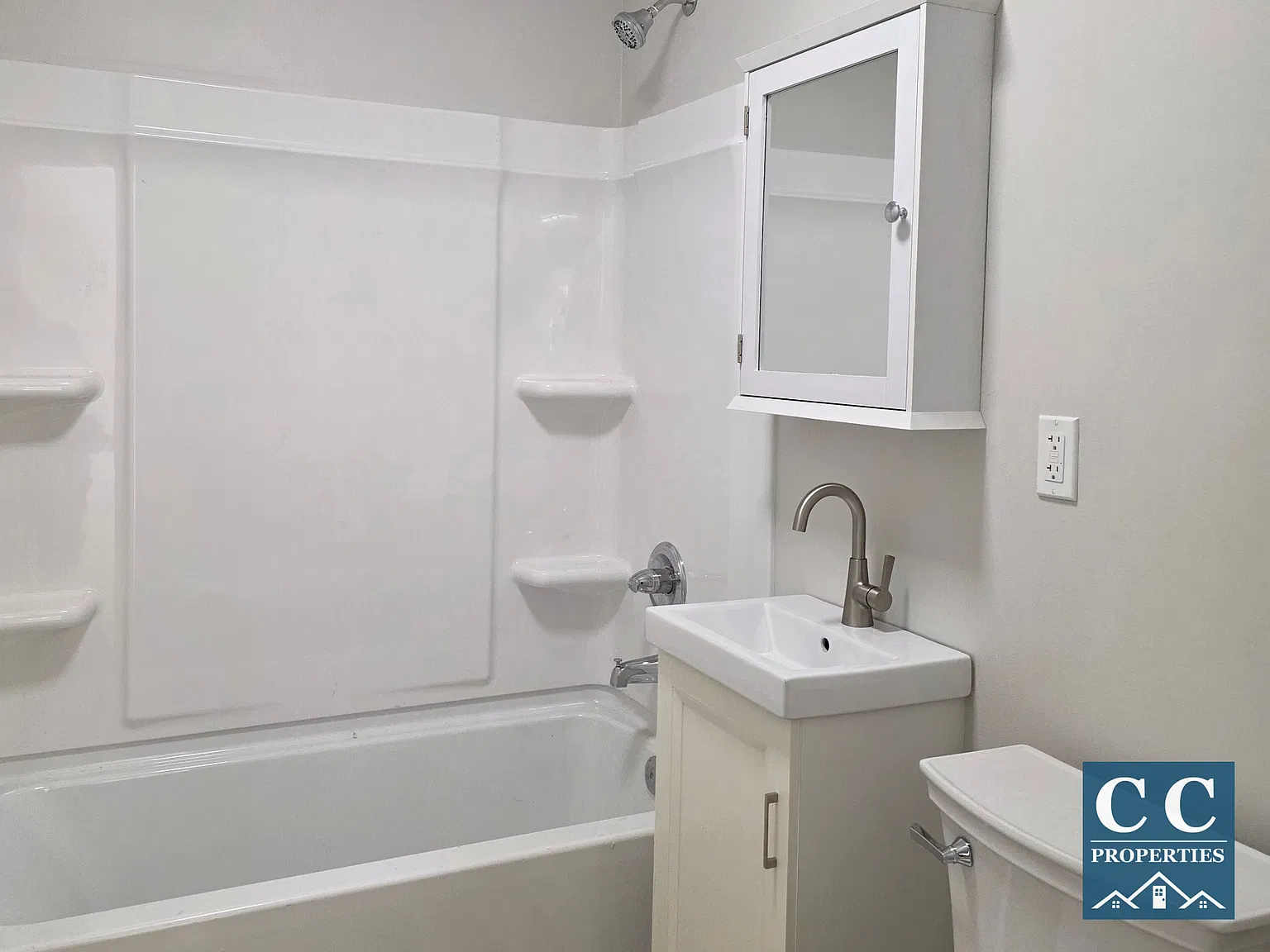 2 bed, $1,100 — Photo 3