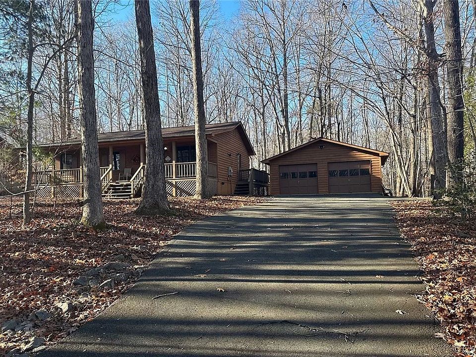 1st image of 79 Windway Ln