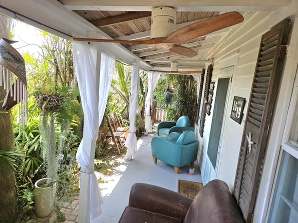1015 Angela St, Key West, FL 33040