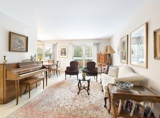 1221 E 70th St, Brooklyn, NY 11234