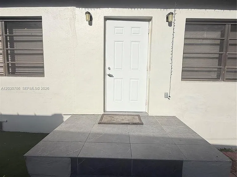 4750 NW 5th St #2 — Photo 1