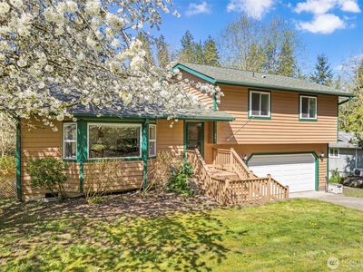 201 NE Mahonia Drive, Belfair, WA, 98528