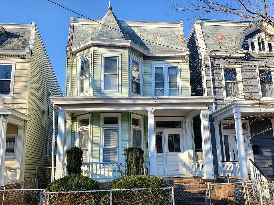 1st image of 1106 Oakwood Ave