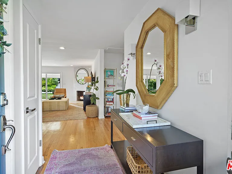 3085 Motor Ave — Photo 4
