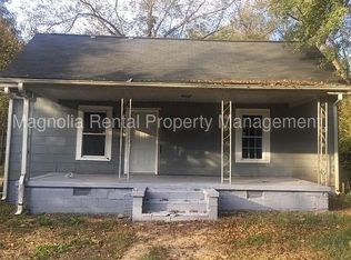 2 Gallon St, Greenville, SC 29605