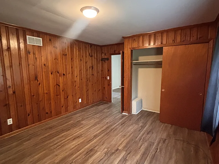 210 N Edgewood Dr — Photo 6