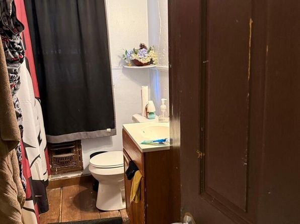 san-antonio-texas-449631724 picture