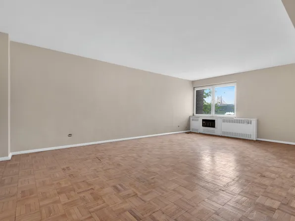 45 Sutton Place South 3J image 3 of 12