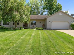 1772 Corbin Ct SW, Wyoming, MI 49519