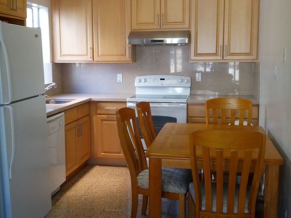 4th image of 50 Highland Ave APT 1