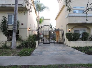 14360 Riverside Dr #203, Sherman Oaks, CA 91423