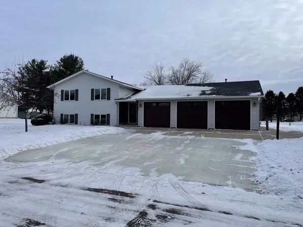 202 Minnesota St SE, Racine, MN 55967