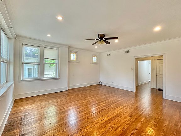 3rd image of 3653 W Belle Plaine Ave APT 3