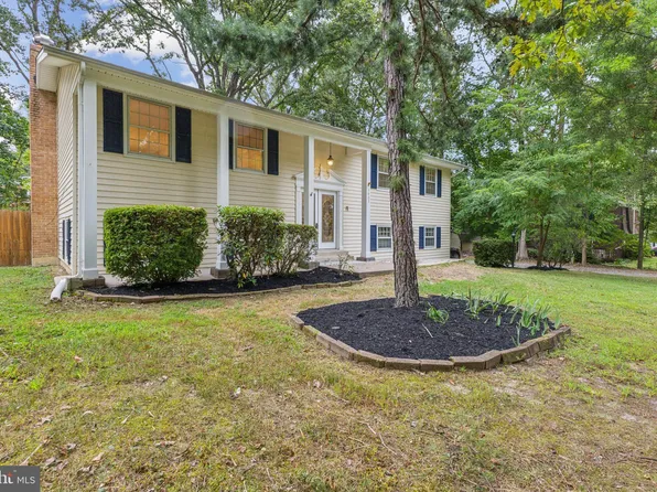1003 Blackbeard Dr, Stafford, VA 22554