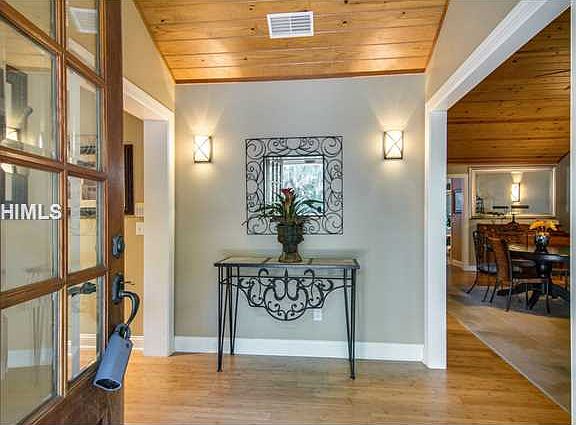 3rd image of 17 Pelican St
