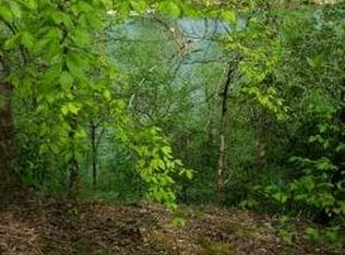 157 Shoals Overlook Dr, Florence, AL 35634