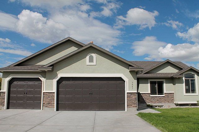 1st image of 3483 E Pheasant Grove Dr
