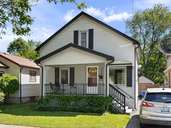 2238 Charl Ave, Windsor, ON N8X 2A2