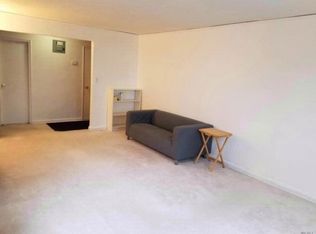 182-12 Horace Harding Expy #3J, Fresh Meadows, NY 11365