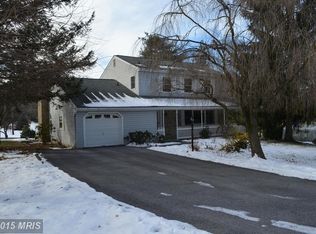 824 Winchester Dr, Westminster, MD 21157