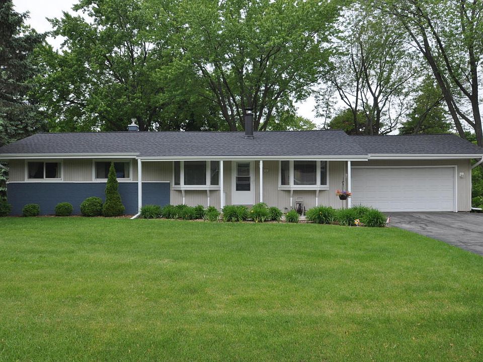 1st image of 8521 N 63rd St