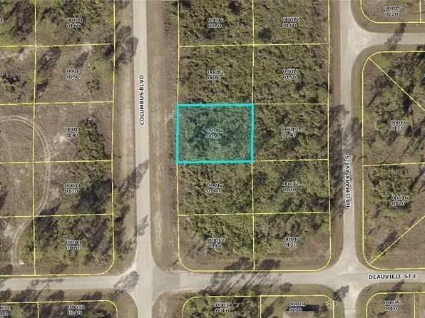 1121 Columbus Blvd, Lehigh Acres, FL 33974