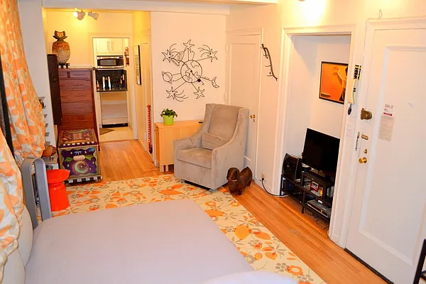 Sold by Corcoran | media 6