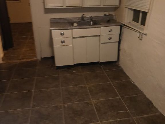 5th image of 2319 S 17th St