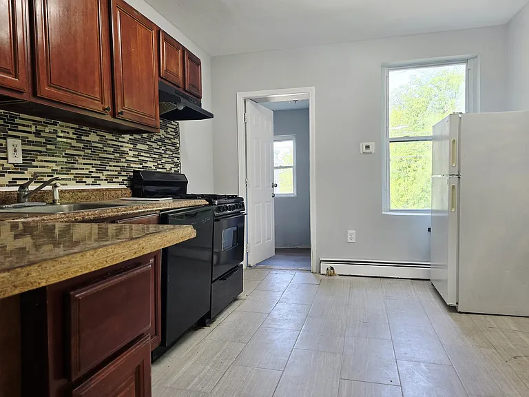 112.5 Greenville Ave #2 — Photo 22