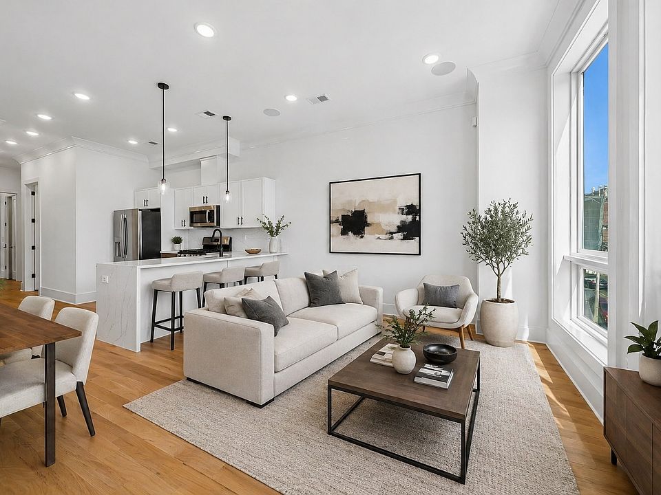 1st image of 169 Bowers St Floor 2