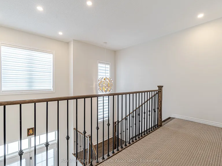3172 Ernest Appelbe Blvd — Photo 16