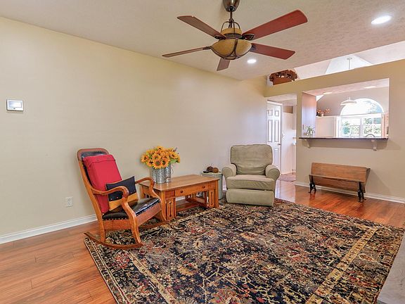 5th image of 4244 Halford Dr