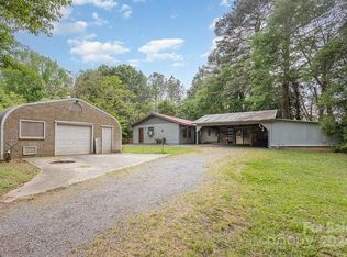 1888 Usher Rd, Lancaster, SC 29720