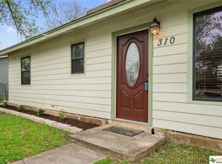310 Magnolia Dr, San Marcos, TX 78666