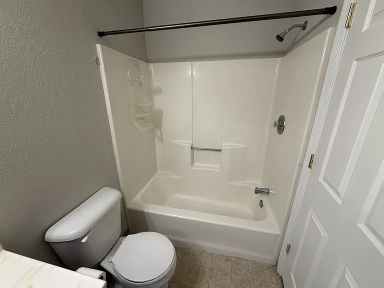 2899 Country Club Dr — Photo 17