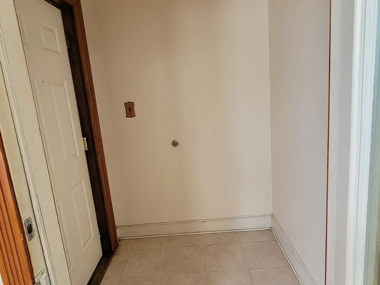 2 bed, $2,100 — Photo 2