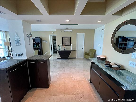 5th image of 5055 Collins Ave APT 7H