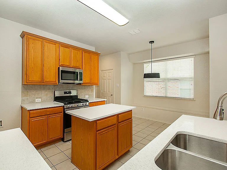 5809 Deer Run Dr — Photo 22
