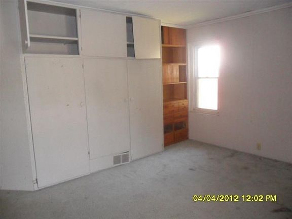 4th image of 153 Western Ave