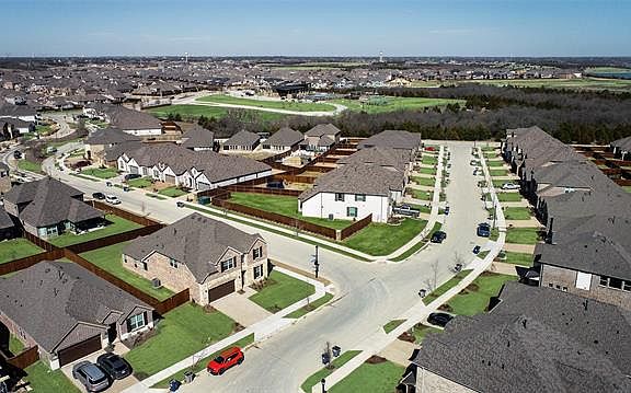 2nd image of 1804 Celebration Ln