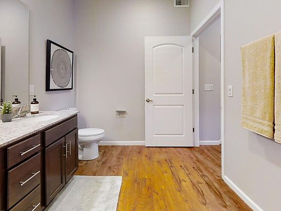5th image of 4422 Nicklaus Dr #510-307