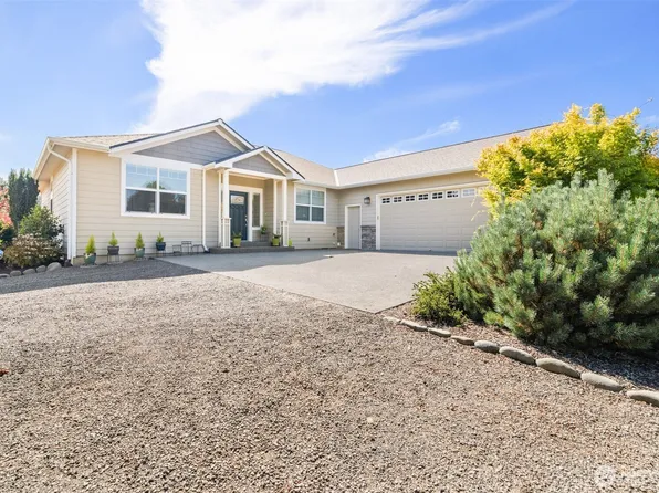22 Star Flower Way, Sequim, WA 98382