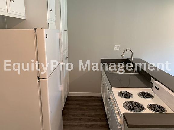 4th image of 7041 Pickering Ave APT 10