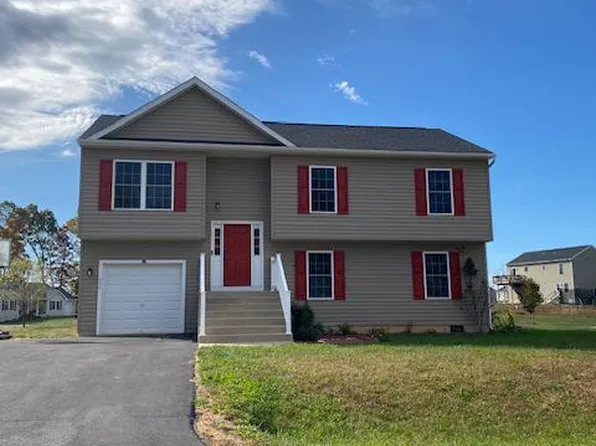 496 Tyler Way, Martinsburg, WV 25404