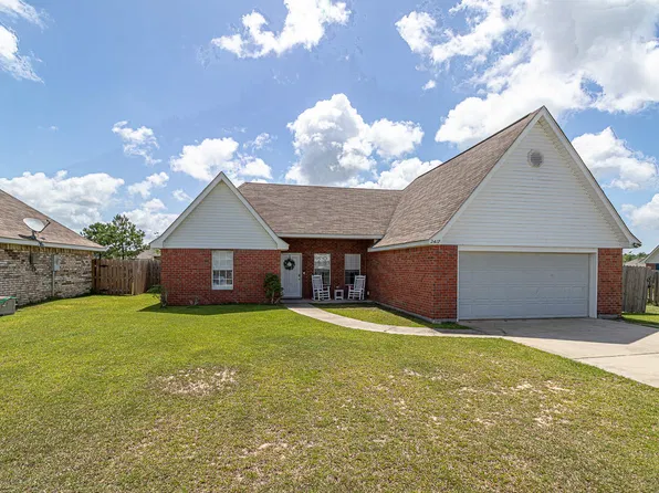 2417 Paula Cir, Ocean Springs, MS 39564