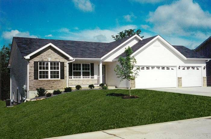 1st image of 85 Bernhardt Dr